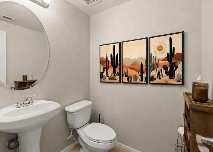 Apartment Luxury Cave Creek Townhome 2 King Beds Pool Hot Tub Near Golf & Tpc